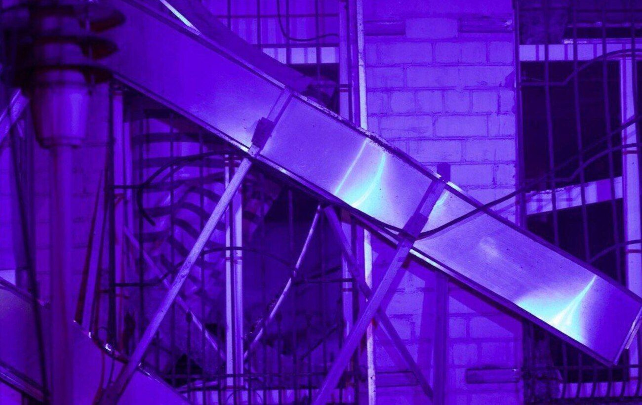 Зображення новини: Нічний обстріл Дніпра: пошкоджені 8 багатоповерхівок та вибиті сотні вікон (фото)