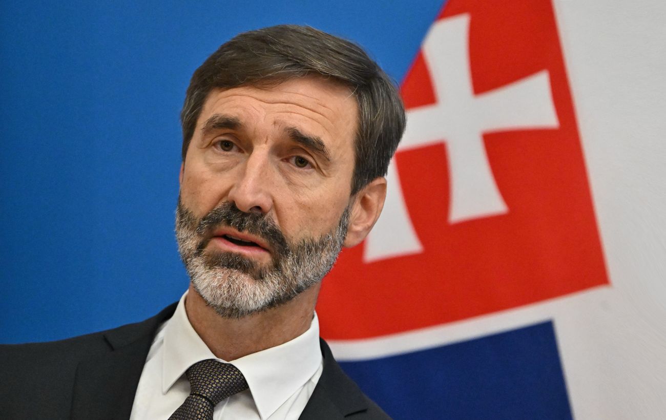 Зображення новини: Словаччина хоче зняти санкції з двох російських олігархів