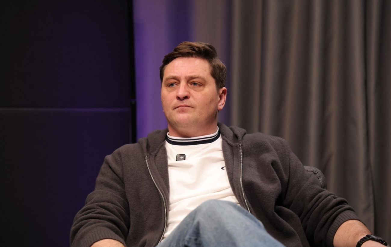 Зображення новини: "З’їхав з глузду?" Довженко про реакцію військових на його ролі в "Кіборгах" і "Свінгерах"