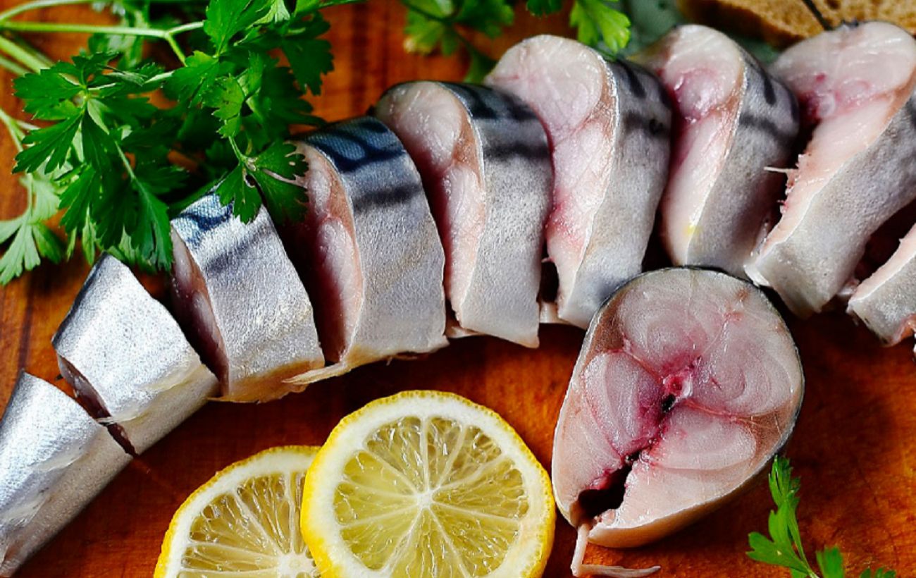 Зображення новини: Забутий спосіб маринування скумбрії: смак, що перевершує навіть сьомгу