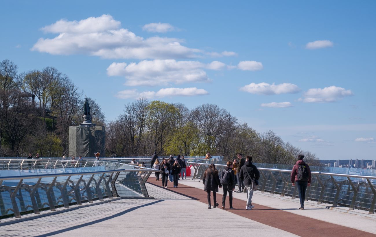 Зображення новини: Посвіжішає, але погода відповідатиме березню: прогноз на тиждень (карти)