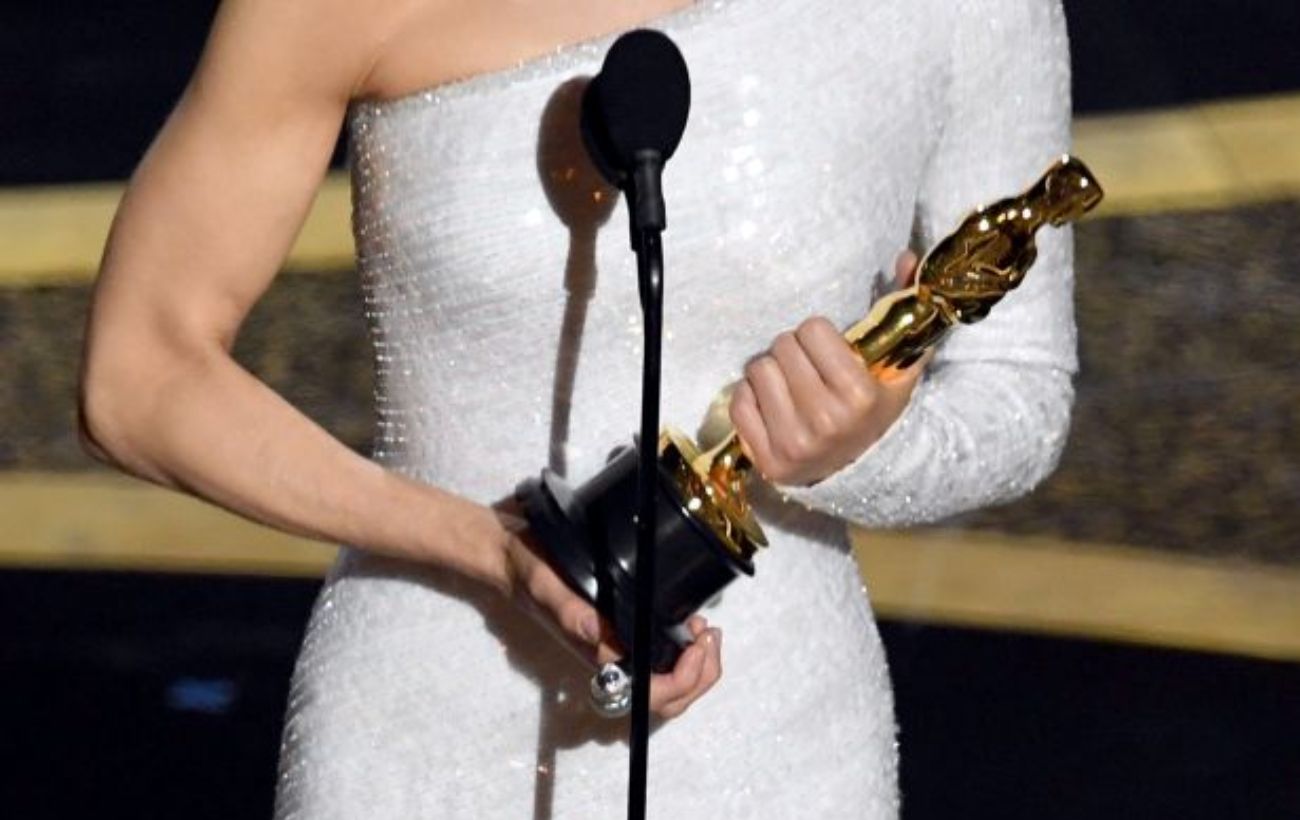 Зображення новини: "Оскар-2026": Джессі Баклі стала найкращою акторкою року