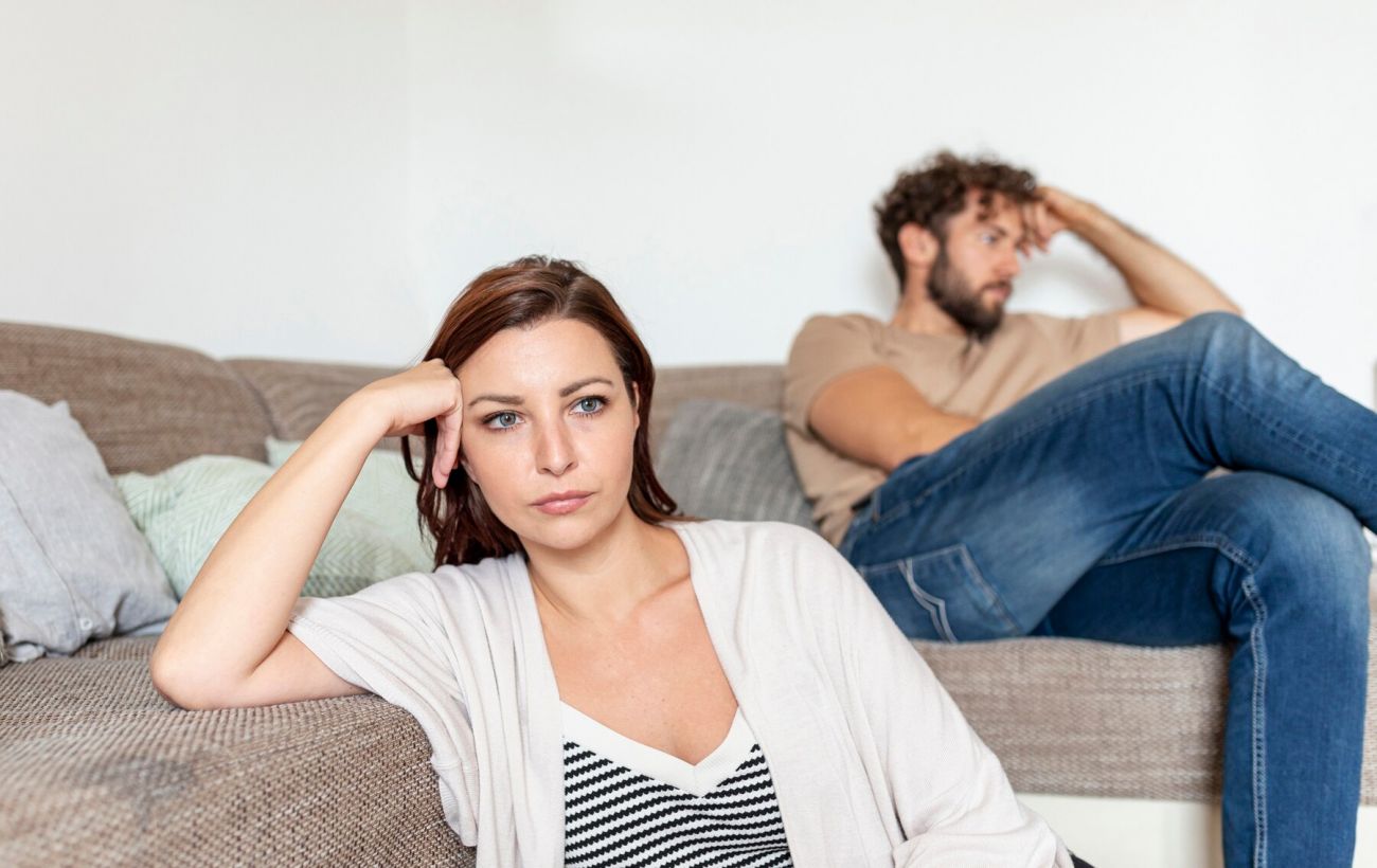 Зображення новини: Чому люди роками не йдуть з нещасливих стосунків: крапку поставить всього одне питання