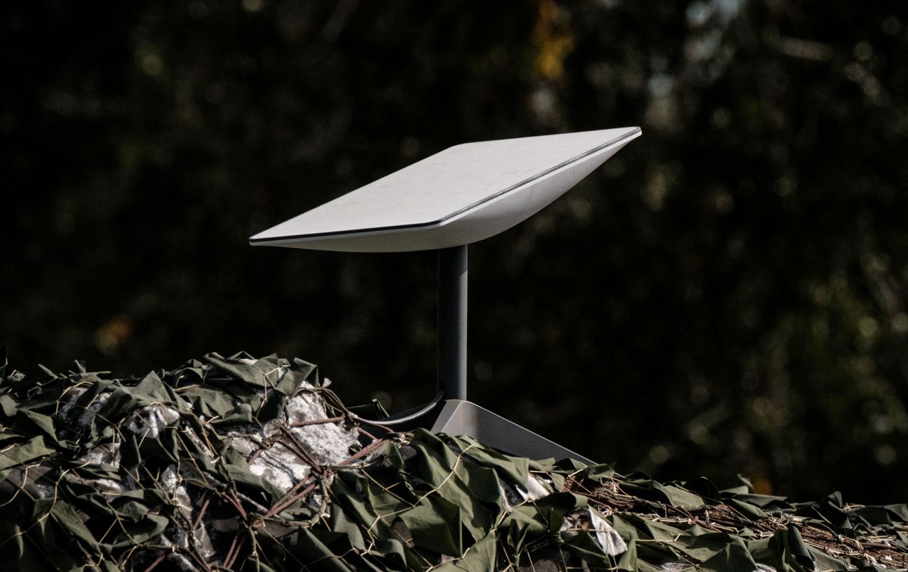 Зображення новини: Азербайджанець постачав Starlink армії РФ через Латвію: як його покарали