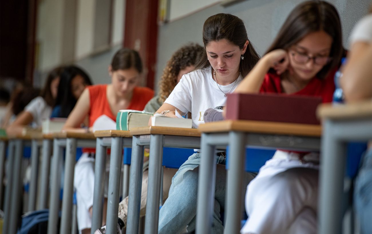 Зображення новини: Без гаджетів та конспектів: що категорично заборонено робити під час перерви на НМТ