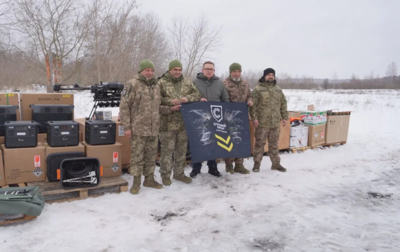 Зображення новини: Нова зброя проти "шахедів": 157-ма ОМБр отримала потужне підсилення від "Сталевого фронту" Ахметова