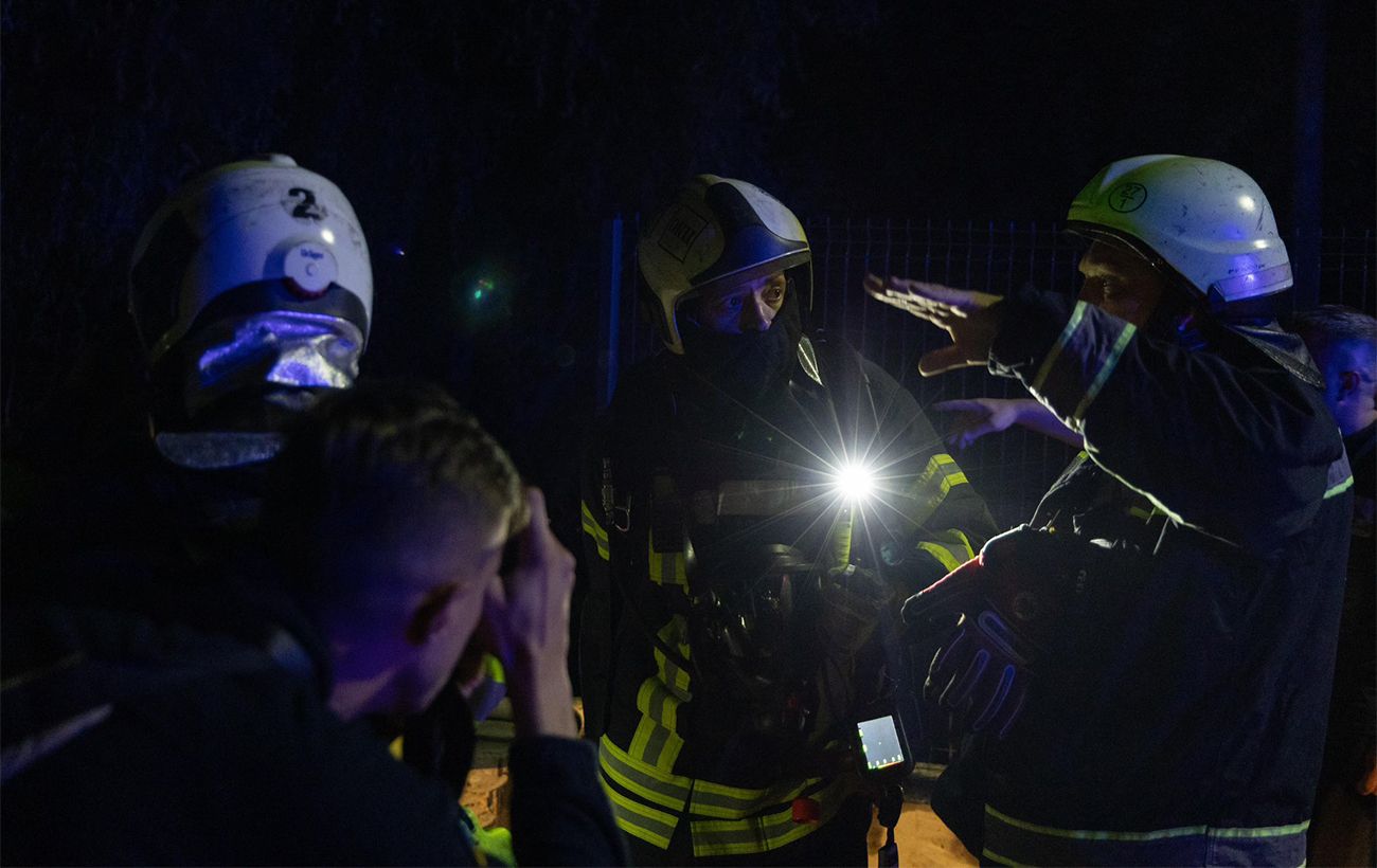 Зображення новини: Нічна атака на Київщину: пошкоджені приватні будинки та автомобілі