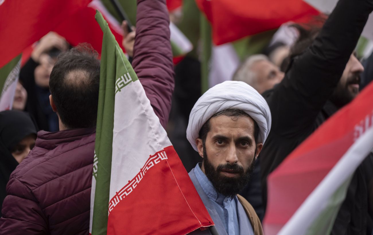 Зображення новини: Ставка була на повстання: NYT дізналося таємний план "Моссаду" щодо Ірану