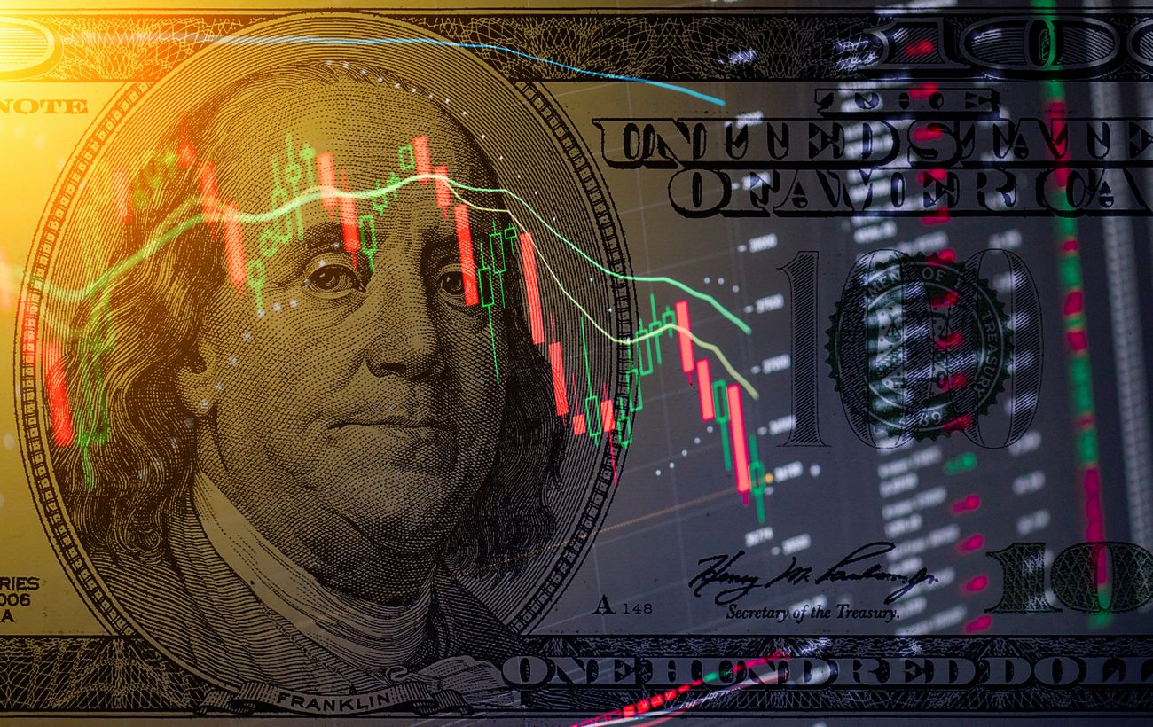 Зображення новини: Долар тримається вище 44 гривень: актуальний курс в обмінниках та банках на 24 березня