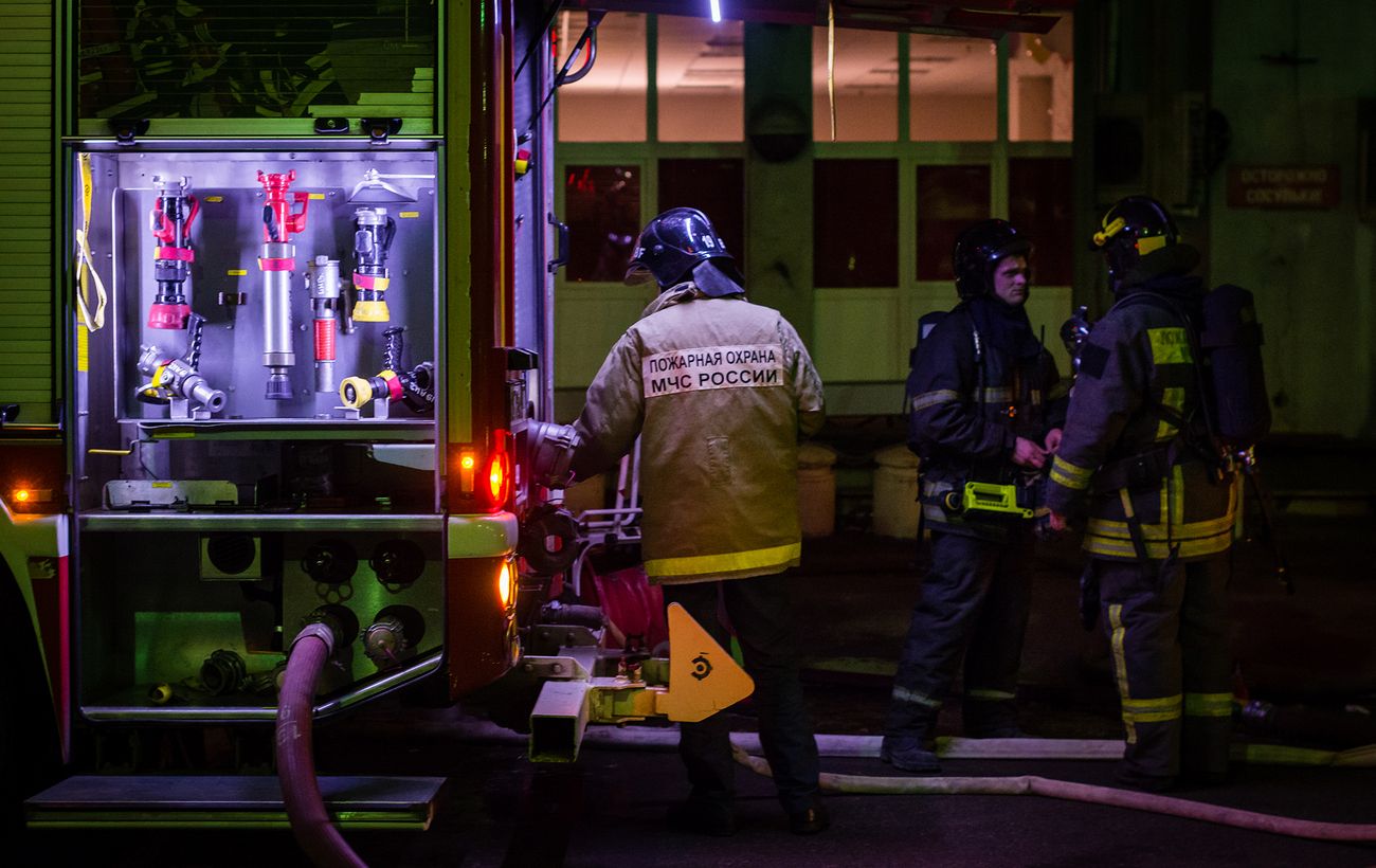 Зображення новини: "Подарунок" на День СБУ: дрони "Альфи" атакували нафтотермінал у Ленінградській області