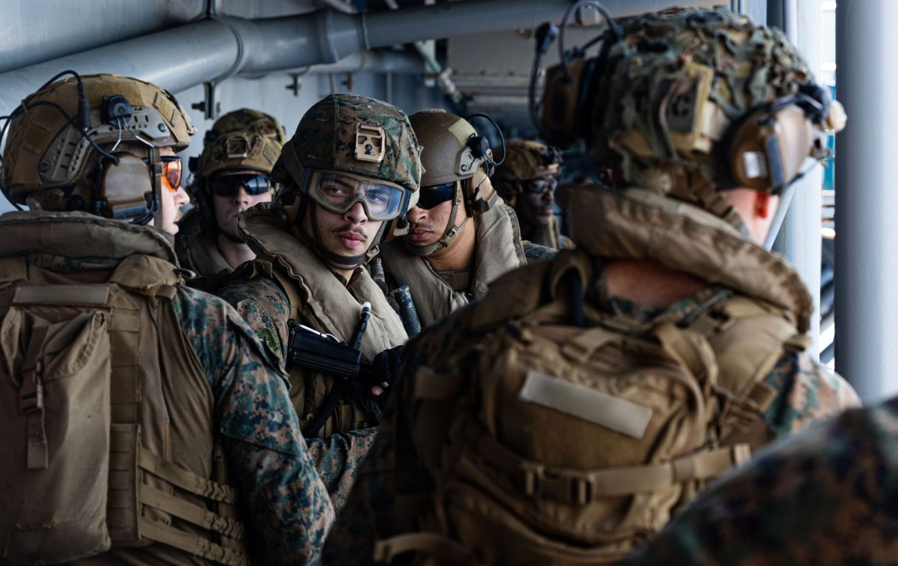 Зображення новини: Десантний корабель і тисячі морпіхів США прибули на Близький Схід