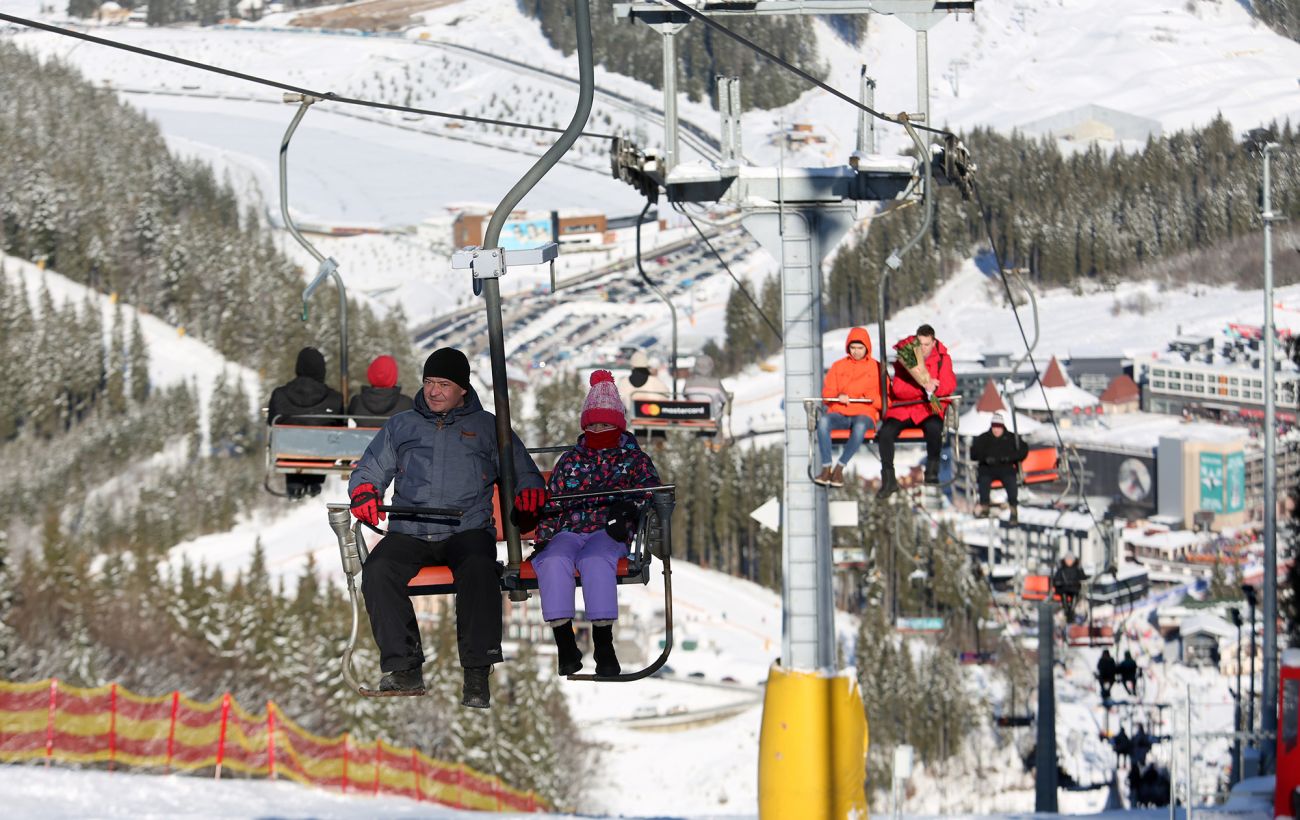 Зображення новини: "Буковель" достроково закриває сезон: у чому причина та що буде зі скіпасами