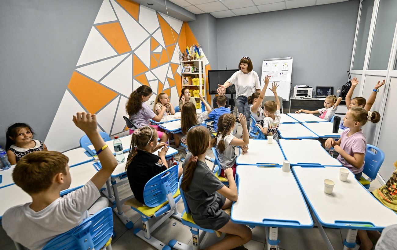 Зображення новини: Менші групи та більше уваги: як у школах ділитимуть класи на групи за новими правилами