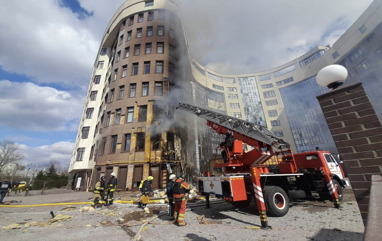 Зображення новини: Харків зазнав однієї з наймасованіших атак: десятки "прильотів" по місту