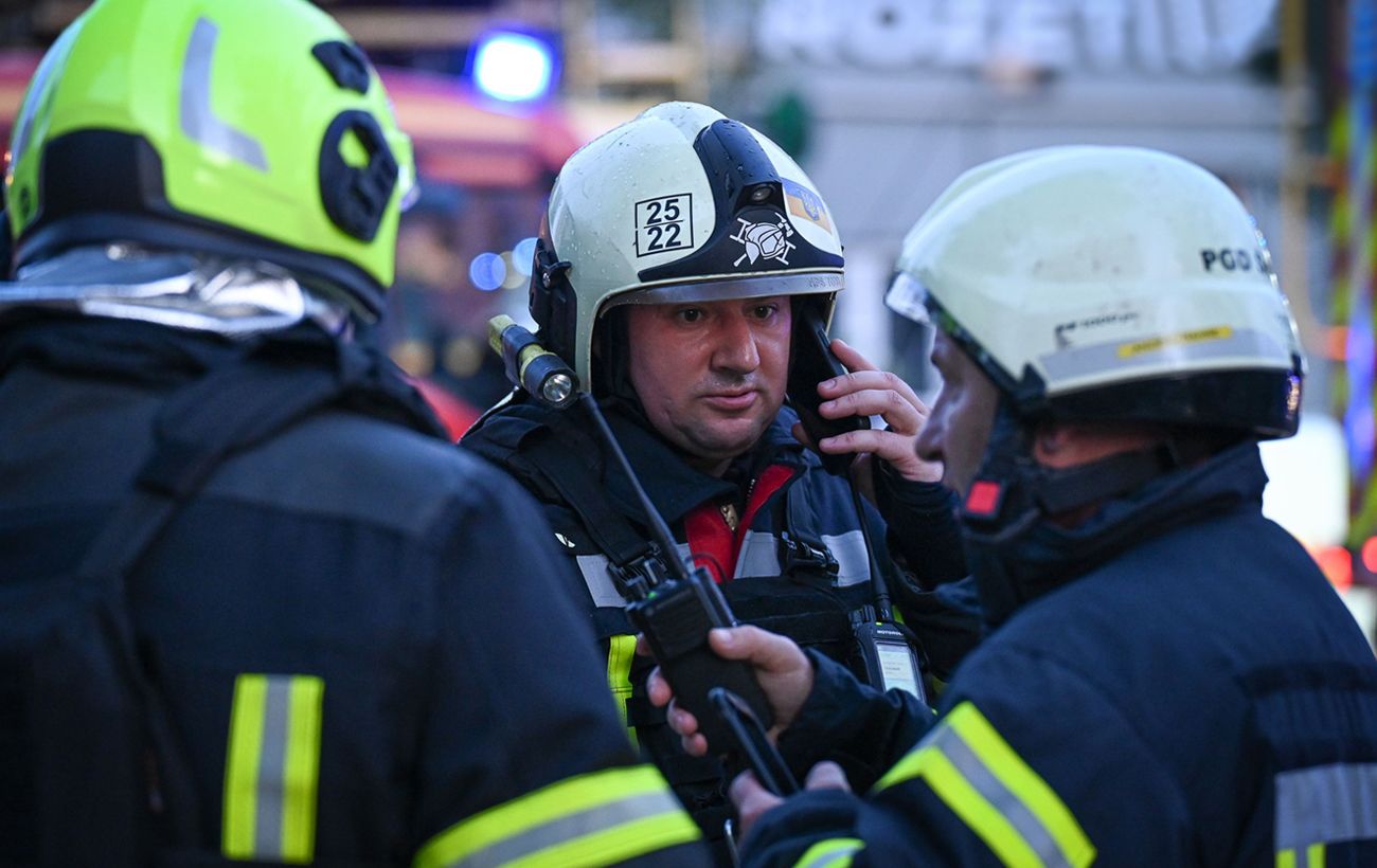 Зображення новини: Росіяни атакували Київ дронами: в офісній будівлі спалахнула пожежа