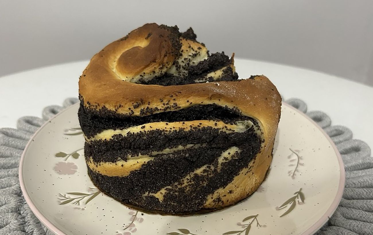 Зображення новини: Дешевше, ніж паска. Як я спекла крафін за рецептом з інтернету і що з цього вийшло