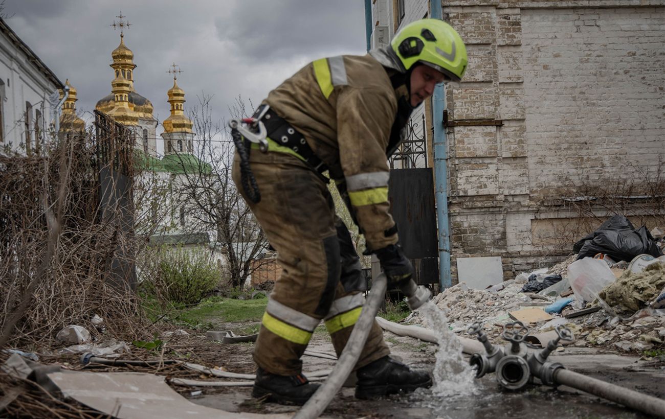 Зображення новини: Дим над Києво-Печерською лаврою: у ДСНС повідомили деталі загоряння на Печерську