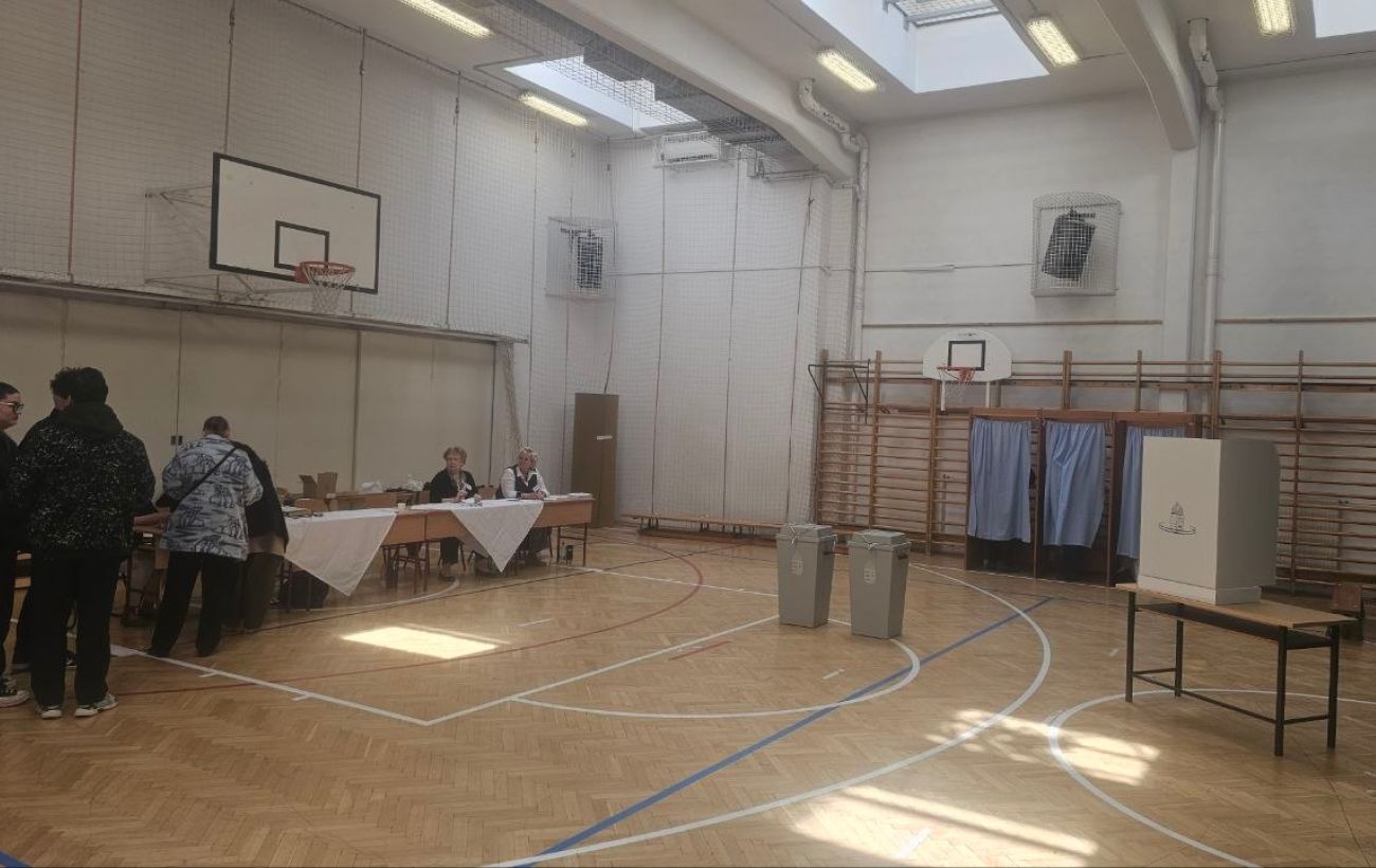 Зображення новини: В Угорщині рекордна явка на виборах: до середини дня вже понад 50%