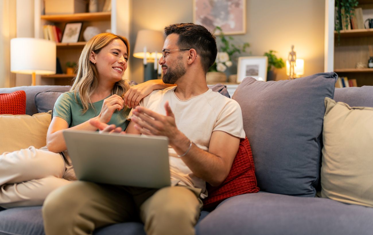 Зображення новини: Більше, ніж слова: 8 фраз, які жінка каже лише коли закохана до нестями