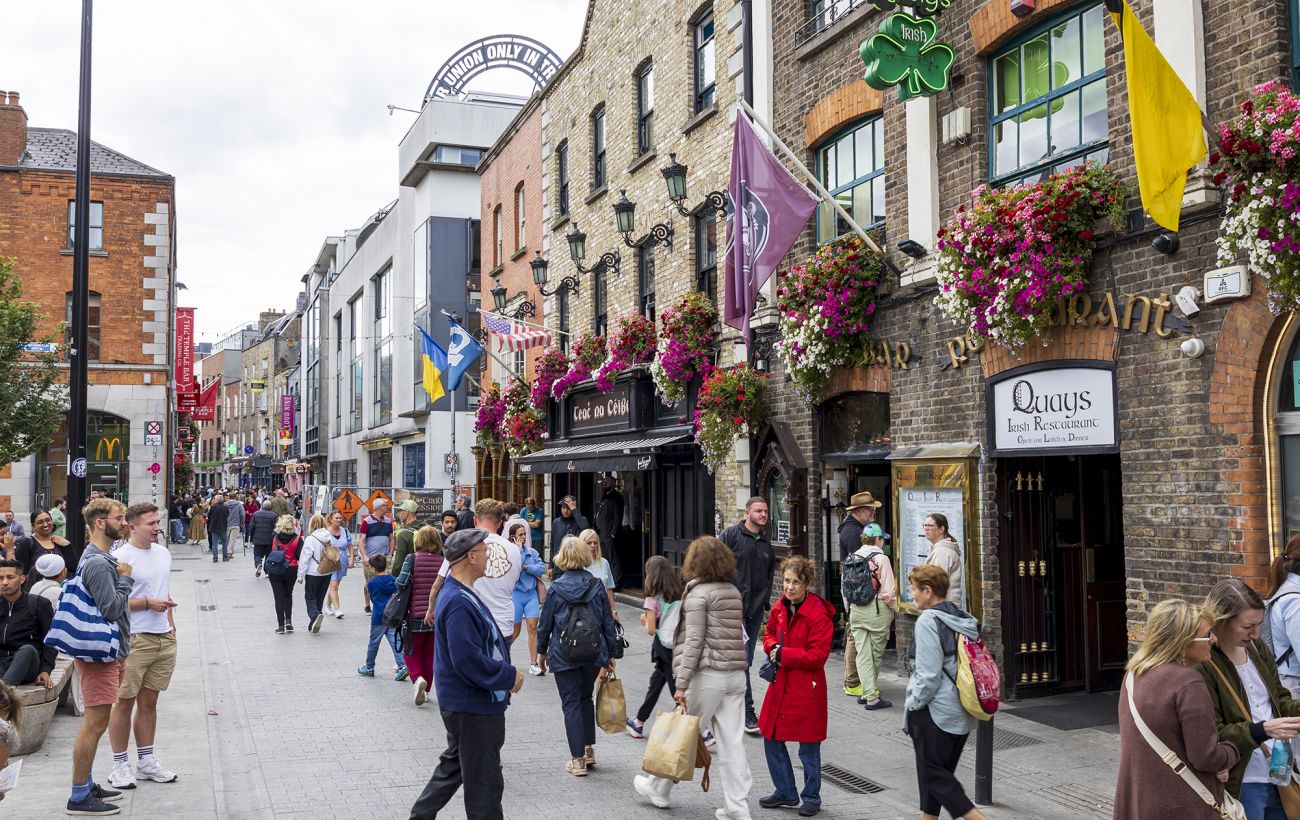 Зображення новини: Чому Ірландія стала "золотою кліткою" для тисяч українських біженців
