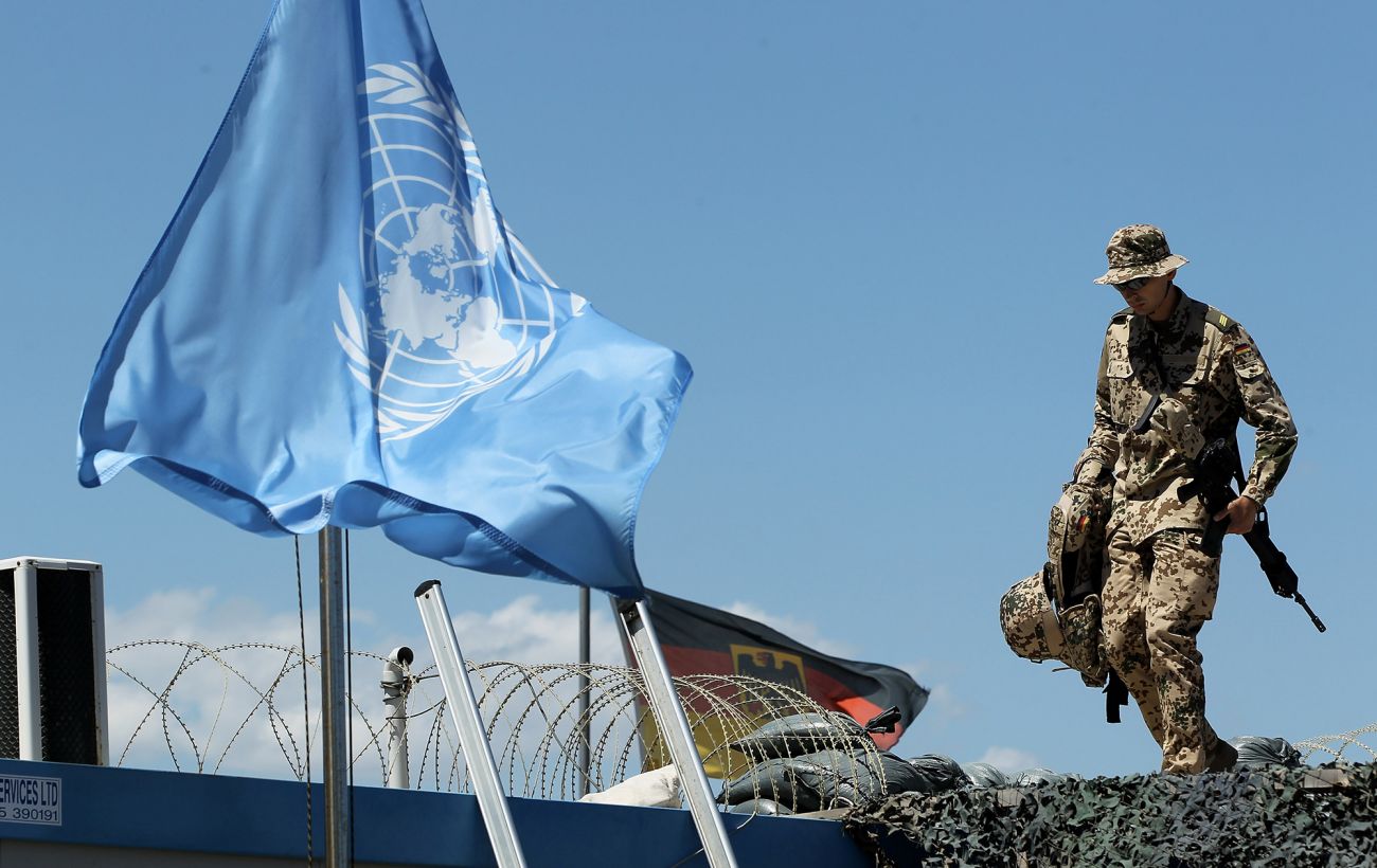 Зображення новини: Французькі миротворці потрапили під обстріл у Лівані, є загиблий