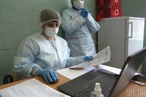 Вкусила господаря за руку, а через 4 дні померла: у Києві зафіксовано випадок сказу у кішки