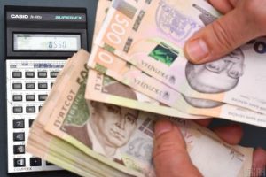 В Україні спостерігається зміцнення гривні: Фурман пояснив, від чого це може залежати