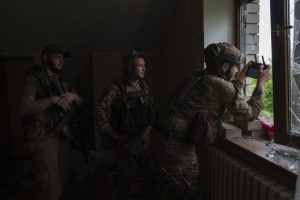 Експосол США в НАТО оцінив ситуацію на фронті: чи очікувати прориву ЗСУ найближчим часом