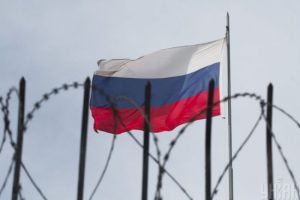 Росія намагається повернути зброю, яку продала “союзникам” – WSJ
