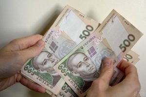 Водій автобуса з Полтави вдруге виграв великий приз у лотерею: відома сума