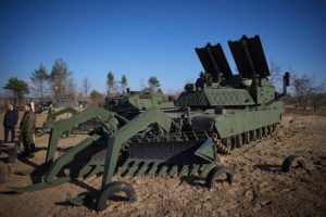 США негласно передали Україні потужний танк для розмінування