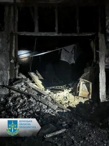 Один загиблий, восьмеро поранених: у місті Селидове тривають пошуково-рятувальні роботи (відео)