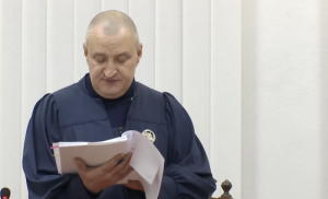 У медіа зʼявилося рішення суду у справі Коломойського раніше, ніж було офіційно зачитане