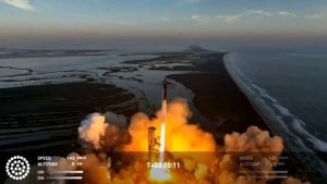 Starship здійснив успішний випробувальний політ – потужне відео