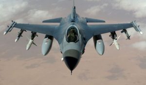 Скільки F-16 потрібно Україні, щоб змінити перебіг війни: пояснення експерта