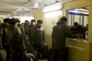В окупованих містах України чоловіки усіляко намагаються уникнути мобілізації до лав ЗС РФ — Генштаб