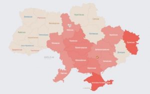 Масштабна повітряна тривога в Україні: яким областям загрожують “Шахеди”