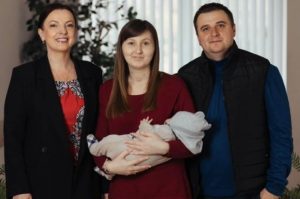 У Києві медики врятували породіллю, в якої зупинилося серце по дорозі до лікарні