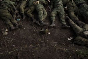 Росіяни масово пишуть листи Путіну, в яких жаліються на “мʼясні штурми” – ЗМІ