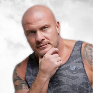 В’ячеслав Узелков різко відповів, чому не покаже свою нову обраницю