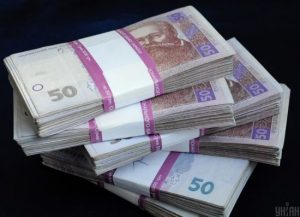 В Україні зросла зарплата: хто отримує найбільше, а хто – найменше