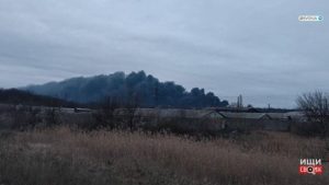У Донецьку – потужні вибухи: по чому “прилетіло” (фото, відео)