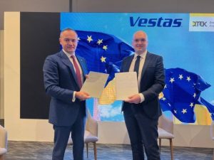 Інвестиції під час війни: ДТЕК і Vestas побудують найбільшу вітрову електростанцію в Україні за 450 млн євро
