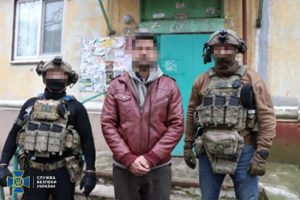 У Краматорську інформатор РФ шпигував за ЗСУ за допомогою оптичних прицілів (фото)