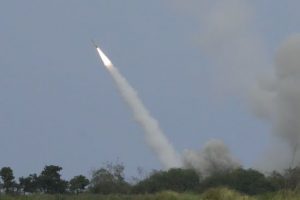 У низці областей тривога: Повітряні сили попереджають про ракету