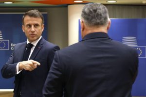 Макрон розповів, яку обіцянку Орбан дав йому щодо вступу України до ЄС