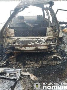 Окупанти на Чернігівщині вдарили дроном по автомобілю старости прикордонної громади (фото)