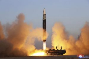 У КНДР заявили про успішне випробування твердопаливної міжконтинентальної ракети