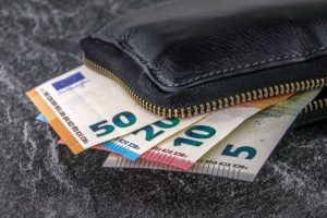 Курс валют на 25 січня від НБУ: скільки коштують долар, євро і злотий
