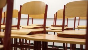 У Росії хочуть робити шкільних вчителів з учасників війни проти України — ЦНС